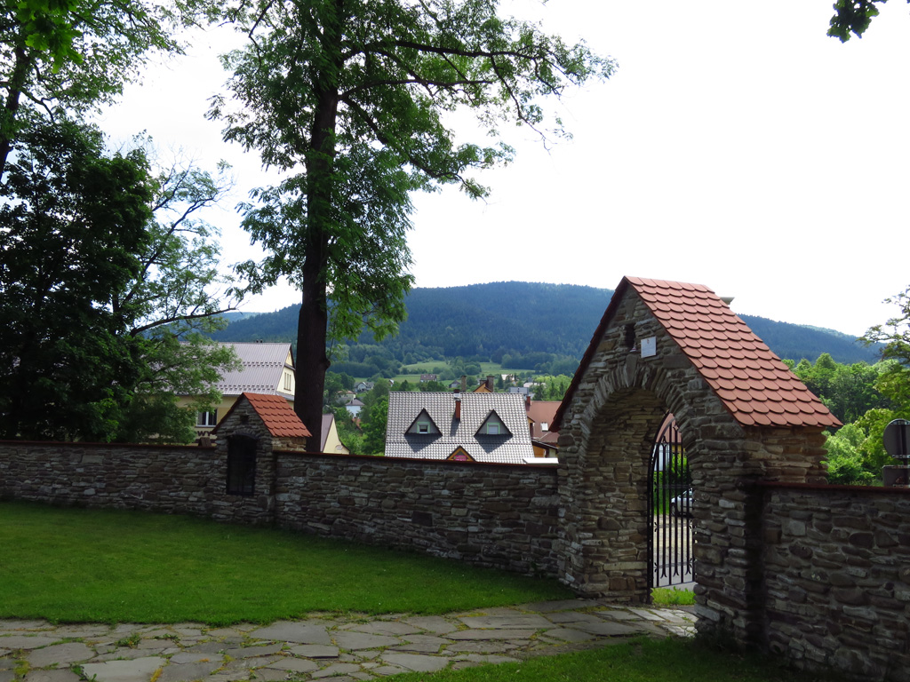 Kliknij, aby powiększyć Krótki odpoczynek w Dobrej i rzut oka na południe. Gdzieś tam byłem przed chwilą…