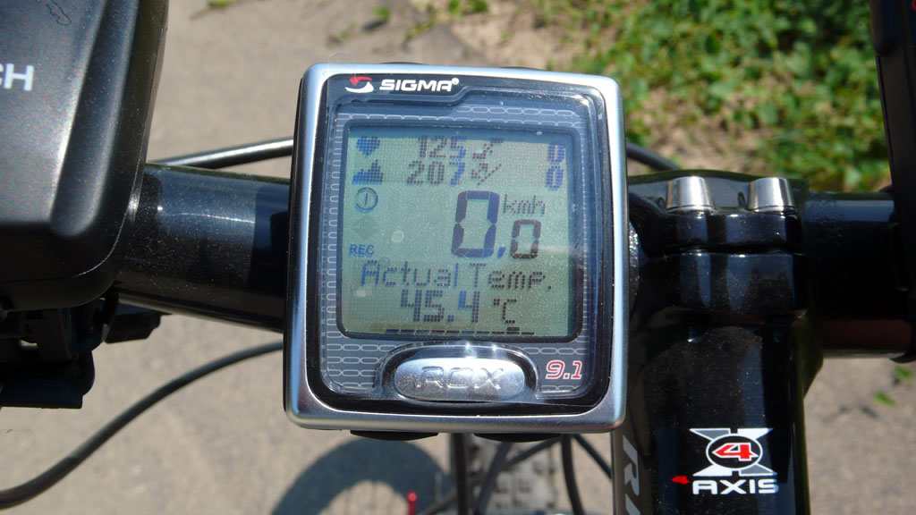 Kliknij, aby powiększyć Buch - jak gorąco! Uch - jak gorąco! Puff - jak gorąco! Uff - jak gorąco!