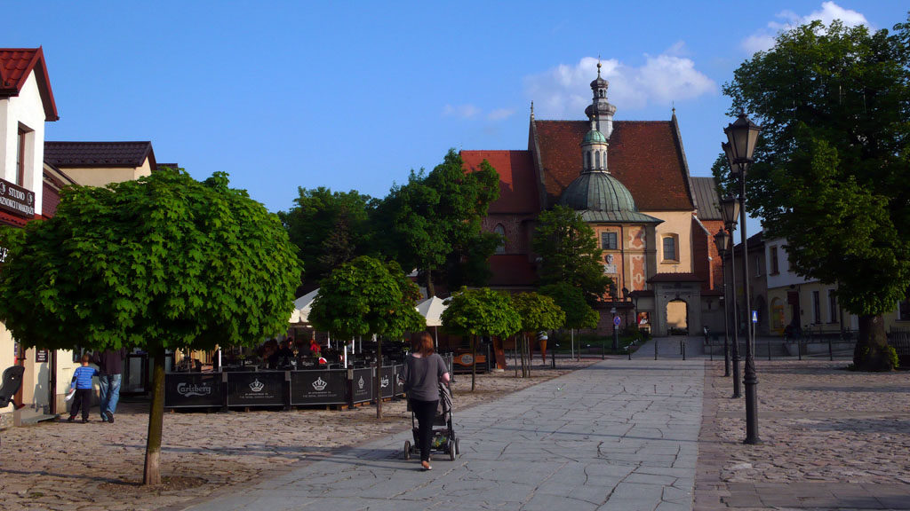 Kliknij, aby powiększyć Popołudniowe klimaty na Niepołomickim Rynku