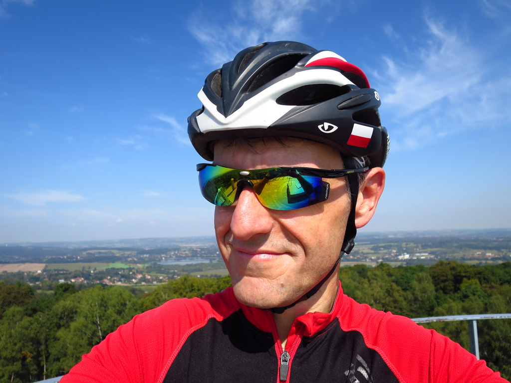 Kliknij, aby powiększyć
… a to moja mało fotogeniczna facjata na tle doskonałości świata.